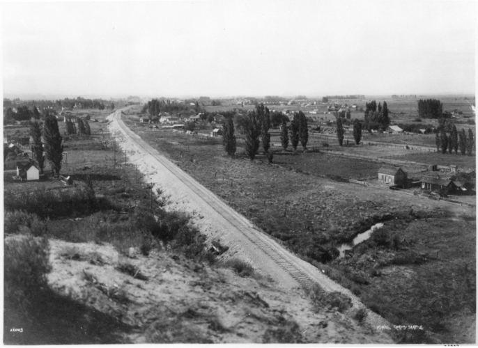 3 Chicago Milwaukee St Paul Railraod tracks west of Craigâs Hill Kittitas County Washington circa 19101919 copy